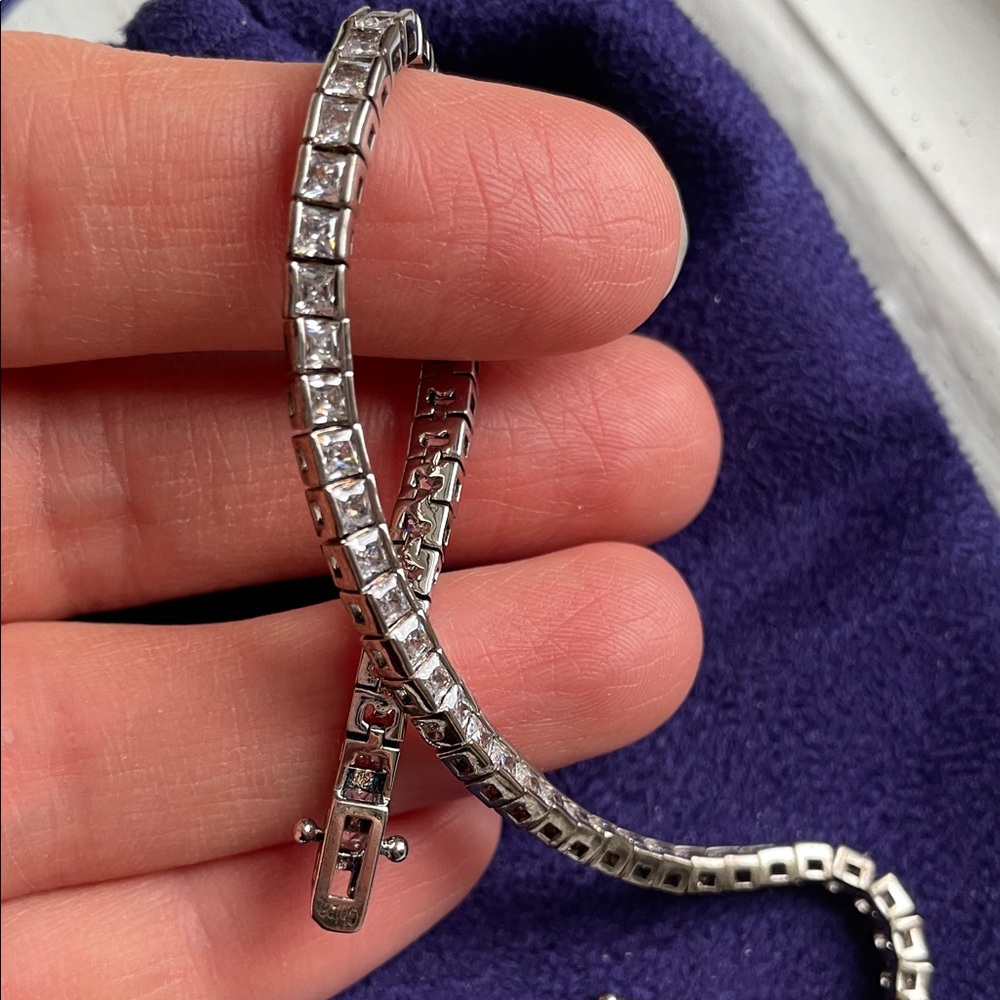 Elegant Silver Bracelet